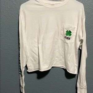 Pink st. Patrick’s themed cropped long sleeve